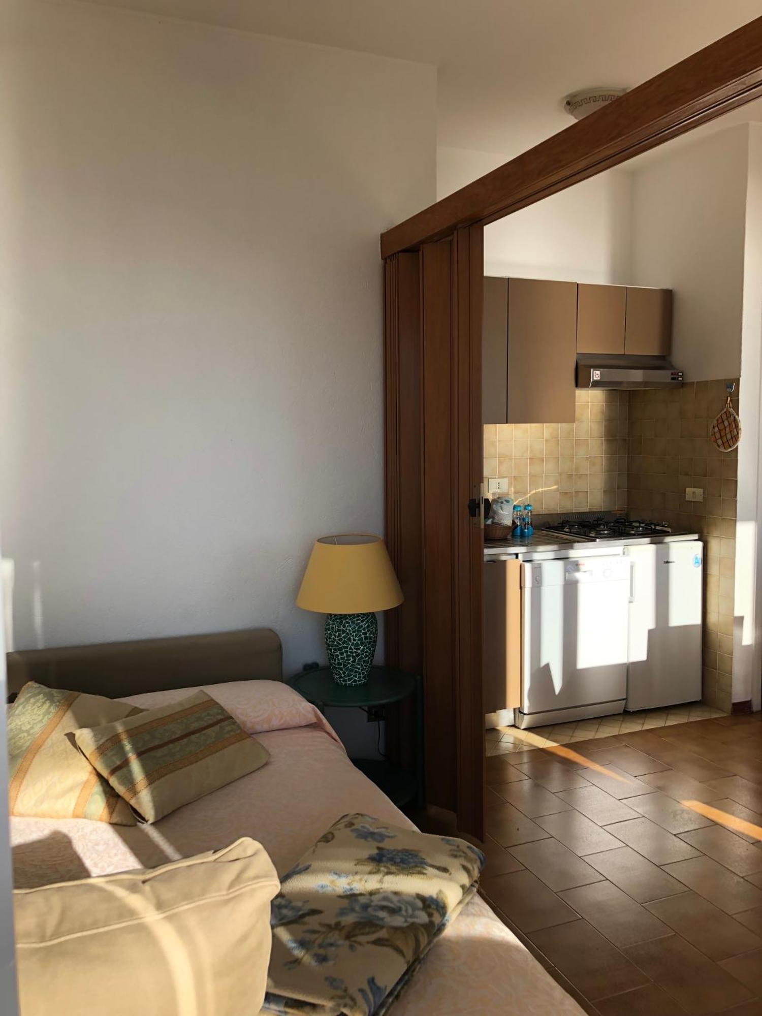Appartamenti La Pineta Marina dʼMarina dʼAndora Chambre photo