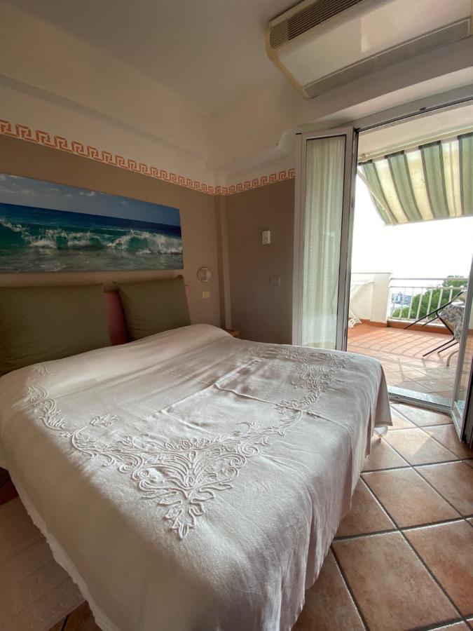 Appartamenti La Pineta Marina dʼMarina dʼAndora Extérieur photo